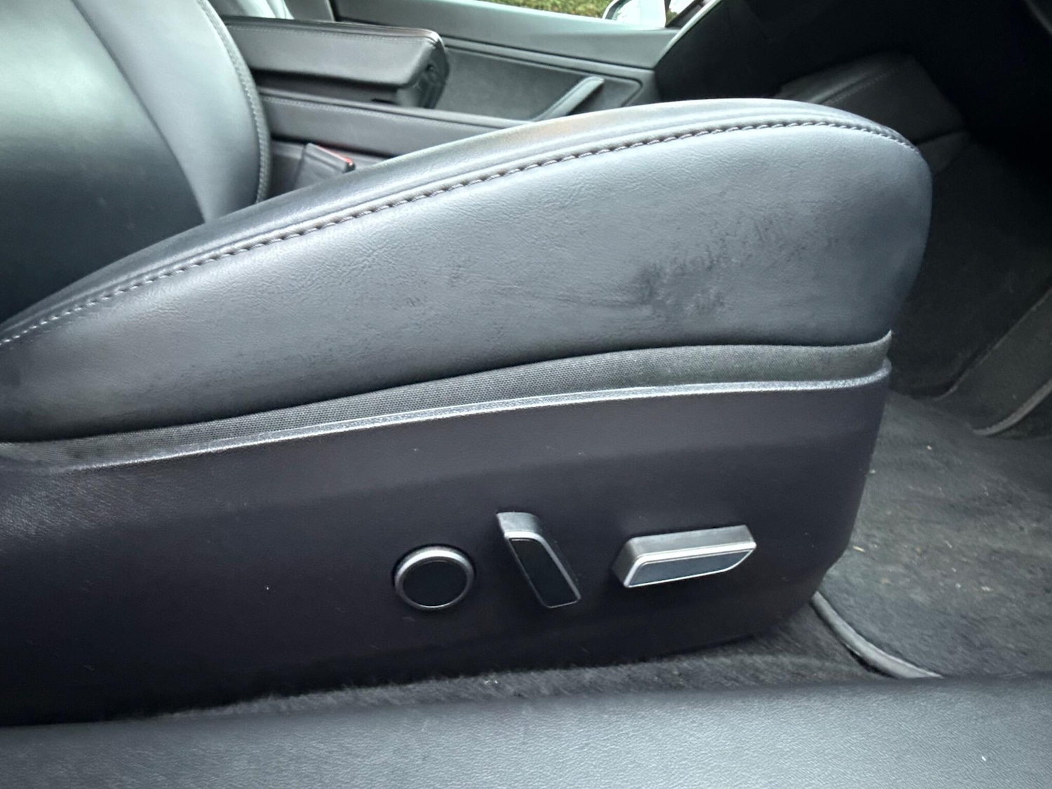 Used Tesla Model 3 for sale - 76727746: Photo 52