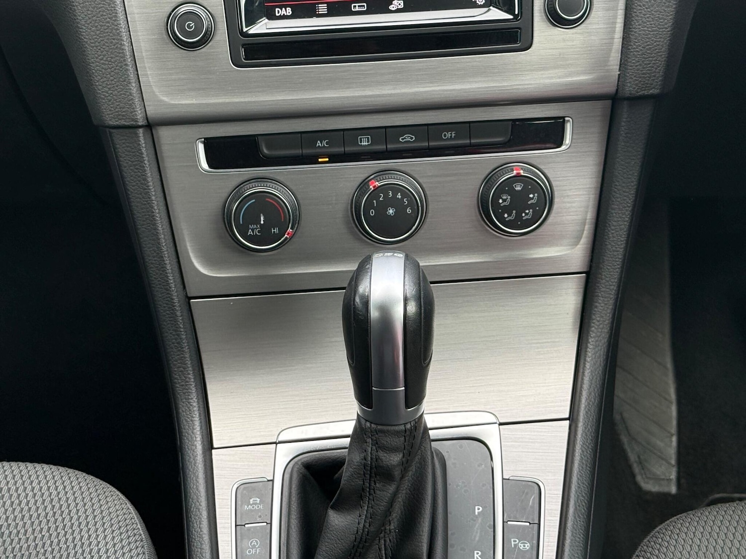 Used Volkswagen Golf 2014 for sale - 76561261: Photo 10