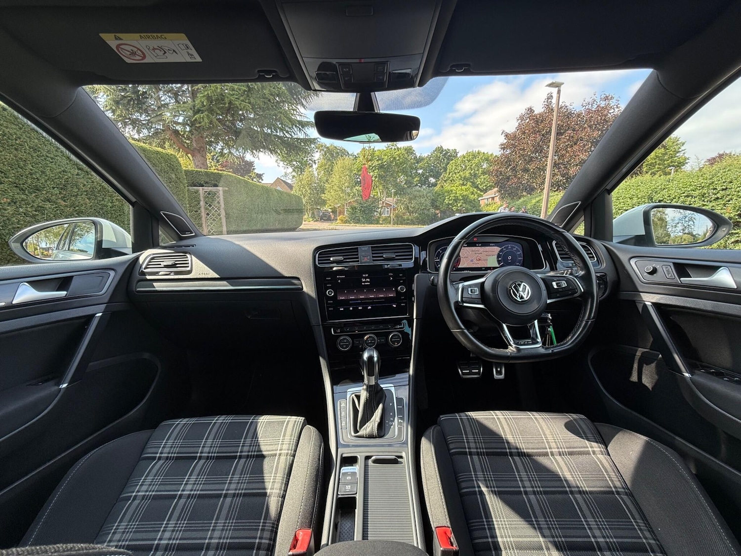 Used Volkswagen Golf 2017 for sale - 76620120: Photo 14