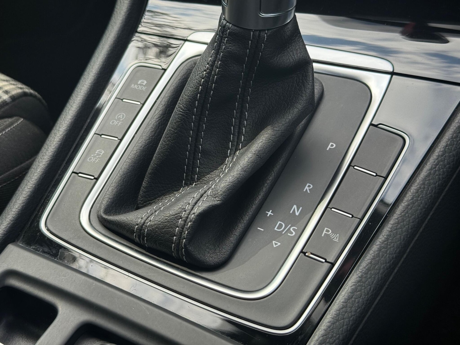 Used Volkswagen Golf 2017 for sale - 76620120: Photo 18