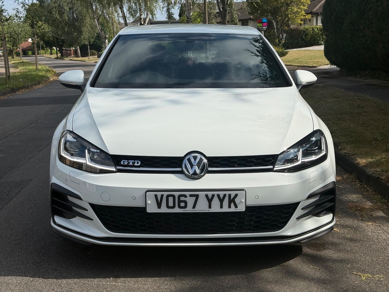 Used Volkswagen Golf 2017 for sale - 76620120: Photo 2