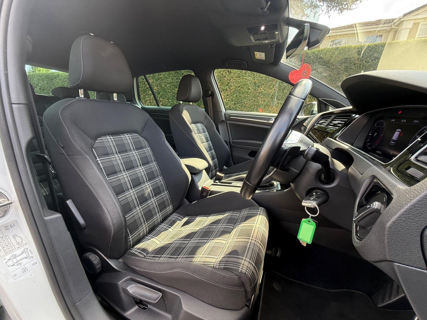 Used Volkswagen Golf 2017 for sale - 76620120: Photo 22