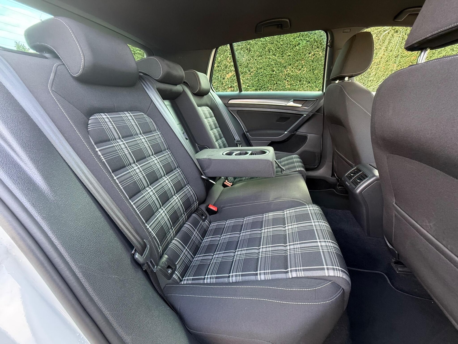 Used Volkswagen Golf 2017 for sale - 76620120: Photo 27