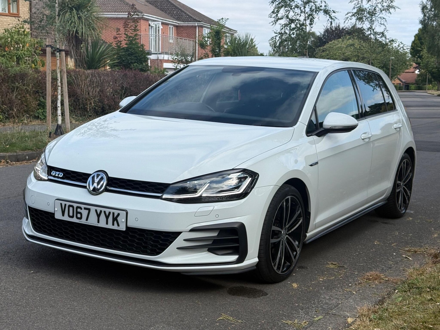 Used Volkswagen Golf 2017 for sale - 76620120: Photo 3