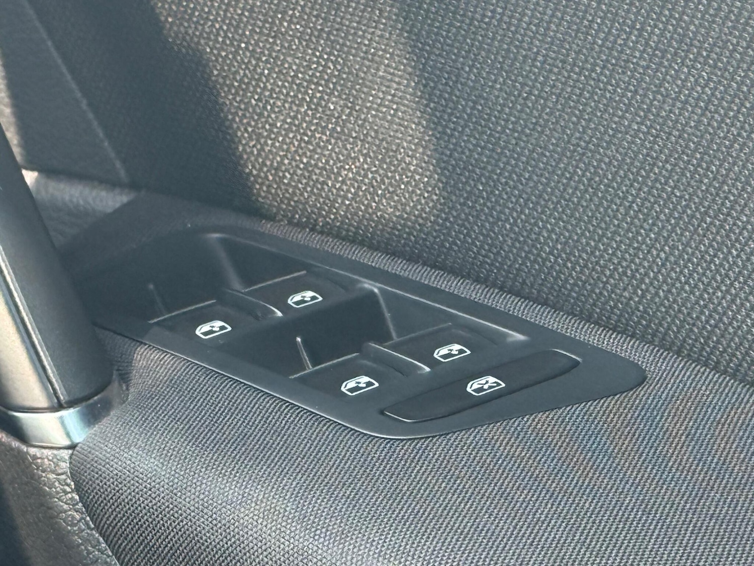 Used Volkswagen Golf 2017 for sale - 76620120: Photo 30