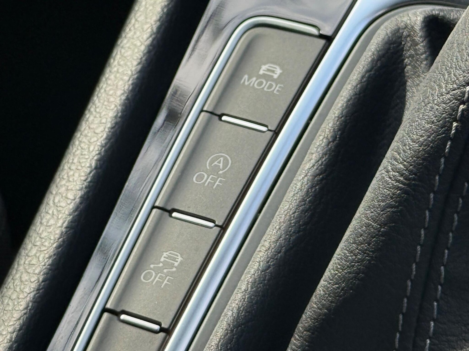 Used Volkswagen Golf 2017 for sale - 76620120: Photo 34