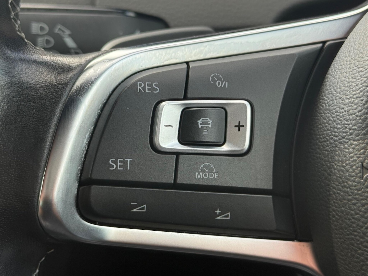 Used Volkswagen Golf 2017 for sale - 76620120: Photo 36