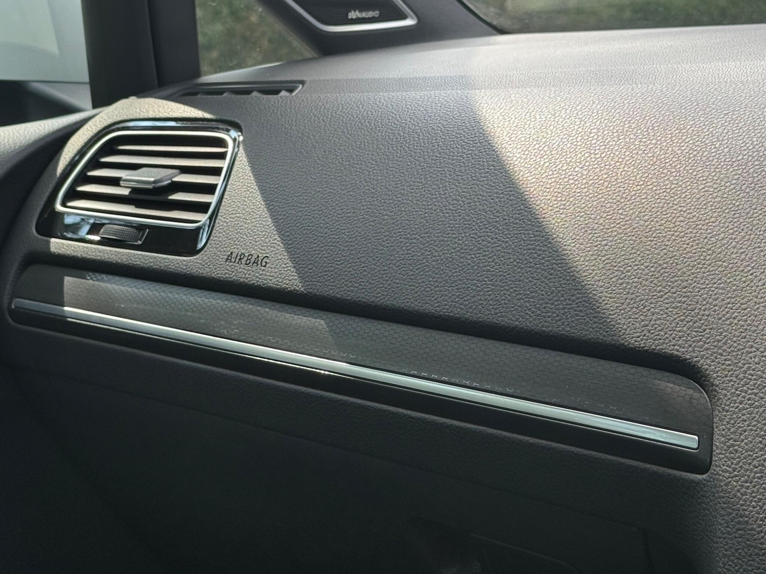 Used Volkswagen Golf 2017 for sale - 76620120: Photo 42