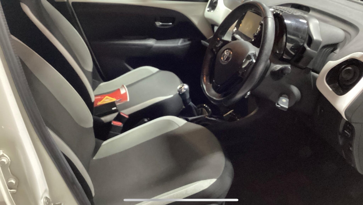 Used Toyota AYGO 2017 for sale - 77131626: Photo 5