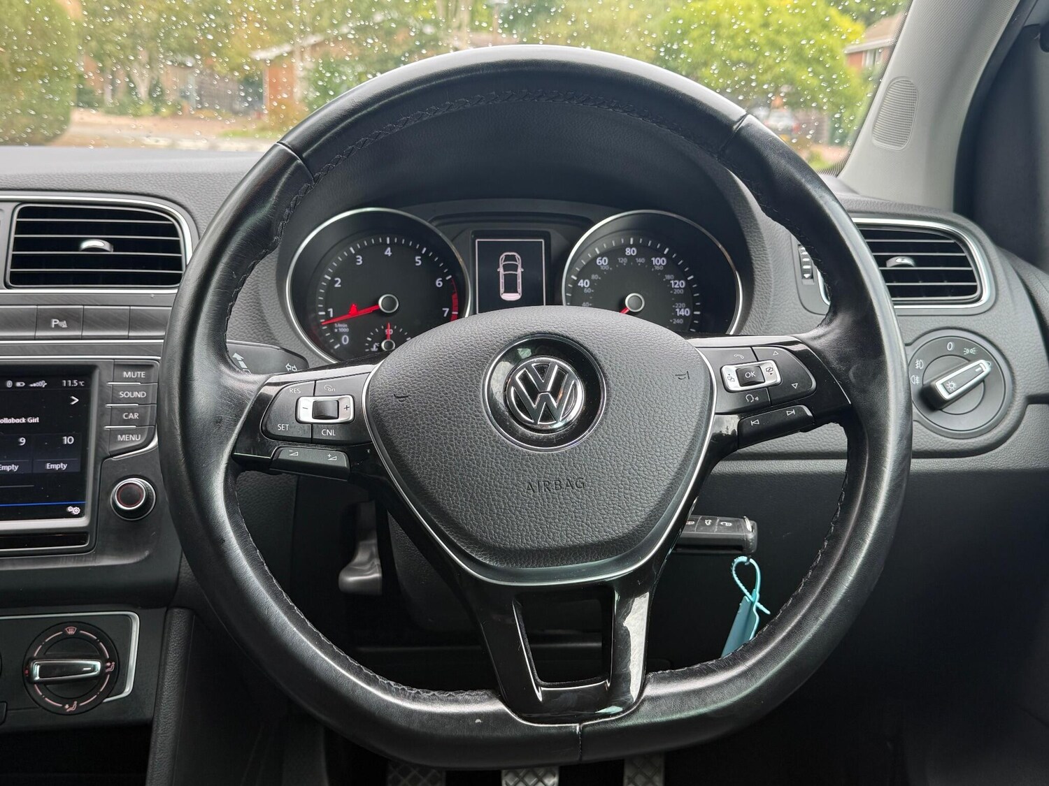 Used Volkswagen Polo 2017 for sale - 76561719: Photo 40