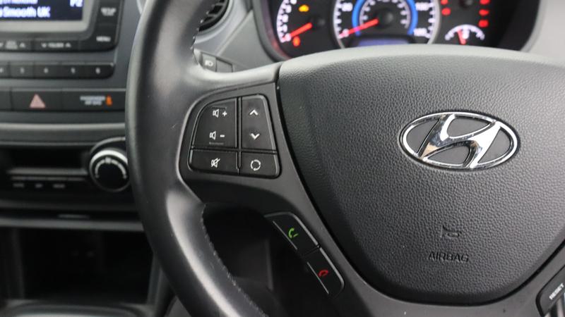 Used Hyundai i10 2017 for sale - 78153069: Photo 14