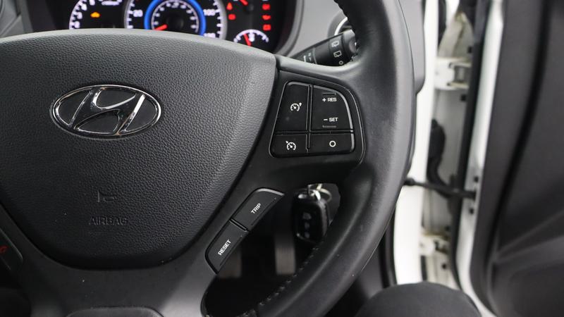 Used Hyundai i10 2017 for sale - 78153069: Photo 15