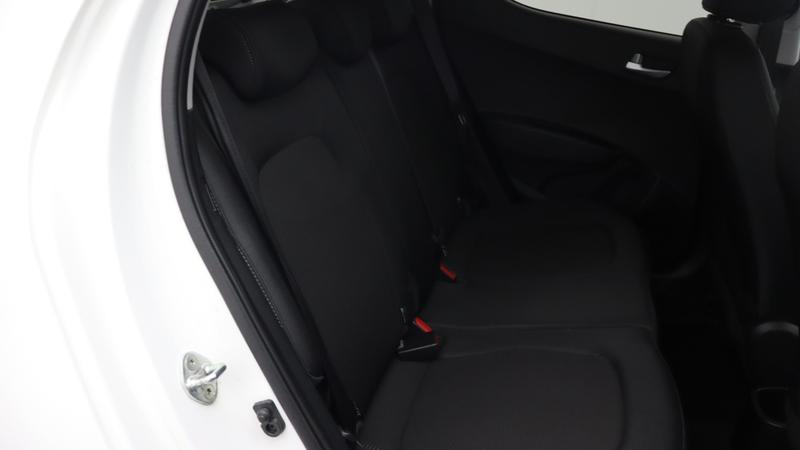 Used Hyundai i10 2017 for sale - 78153069: Photo 16