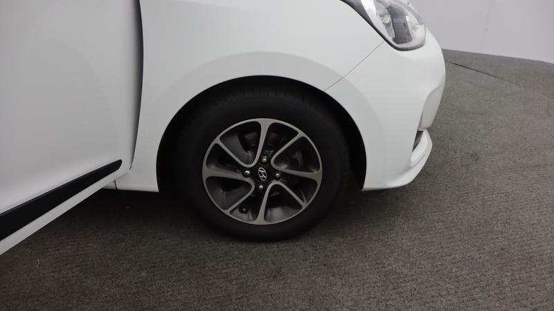 Used Hyundai i10 2017 for sale - 78153069: Photo 19