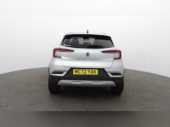 Used Renault Captur 2023 for sale - 78028580: Photo