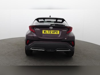 Used Toyota C-HR 2023 for sale - 78443110: Photo