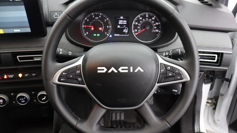 Used Dacia Jogger 2023 for sale - 77427352: Photo 17