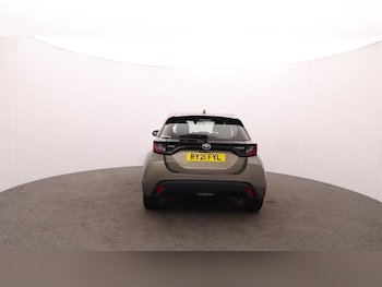 Used Toyota Yaris 2021 for sale - 78329553: Photo