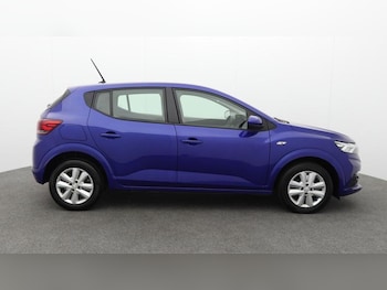 Used Dacia Sandero 2021 for sale - 77117129: Photo
