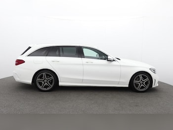 Used Mercedes-Benz C Class 2019 for sale - 77589991: Photo