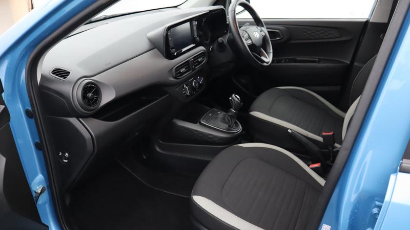 Used Hyundai i10 2023 for sale - 77117104: Photo 10