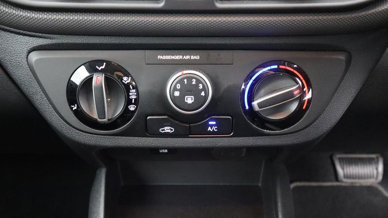 Used Hyundai i10 2023 for sale - 77117104: Photo 17