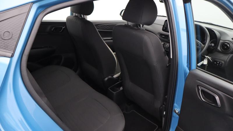 Used Hyundai i10 2023 for sale - 77117104: Photo 24