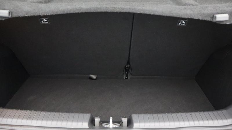 Used Hyundai i10 2023 for sale - 77117104: Photo 25