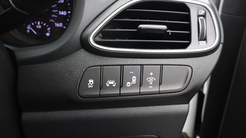 Used Hyundai i30 2018 for sale - 77592801: Photo 23