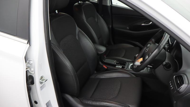 Used Hyundai i30 2018 for sale - 77592801: Photo 9