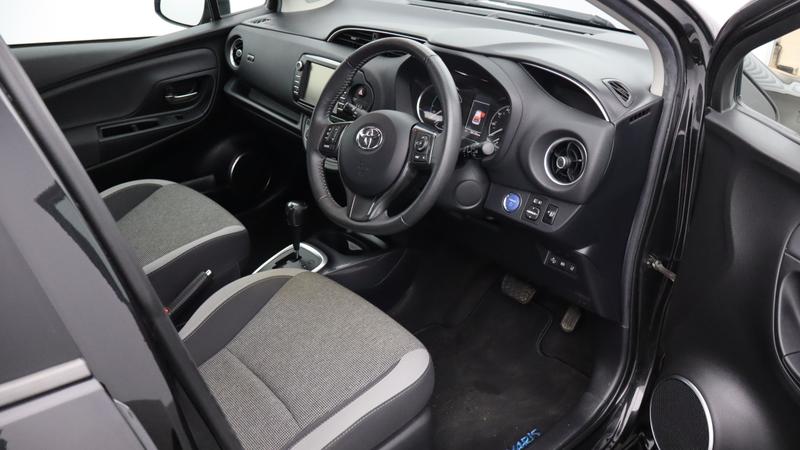 Used Toyota Yaris 2020 for sale - 77117265: Photo 11