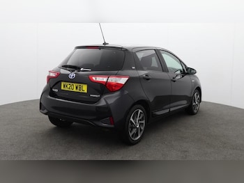 Used Toyota Yaris 2020 for sale - 77117265: Photo