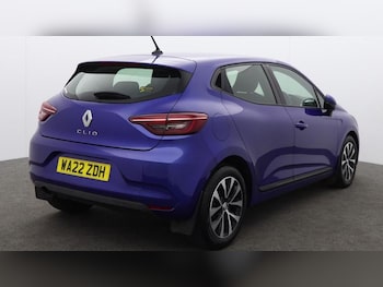 Used Renault Clio 2022 for sale - 77934960: Photo