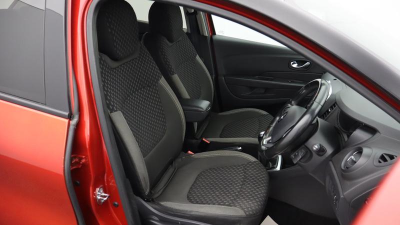 Used Renault Captur 2018 for sale - 77427332: Photo 9