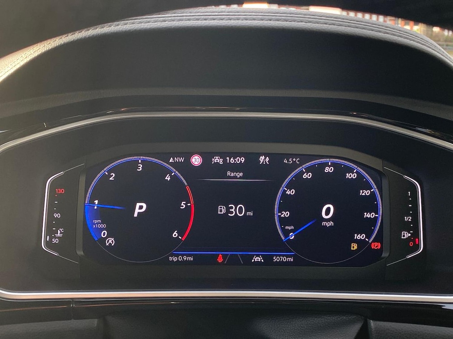 Used Volkswagen T-Roc 2025 for sale - 78064487: Photo 10