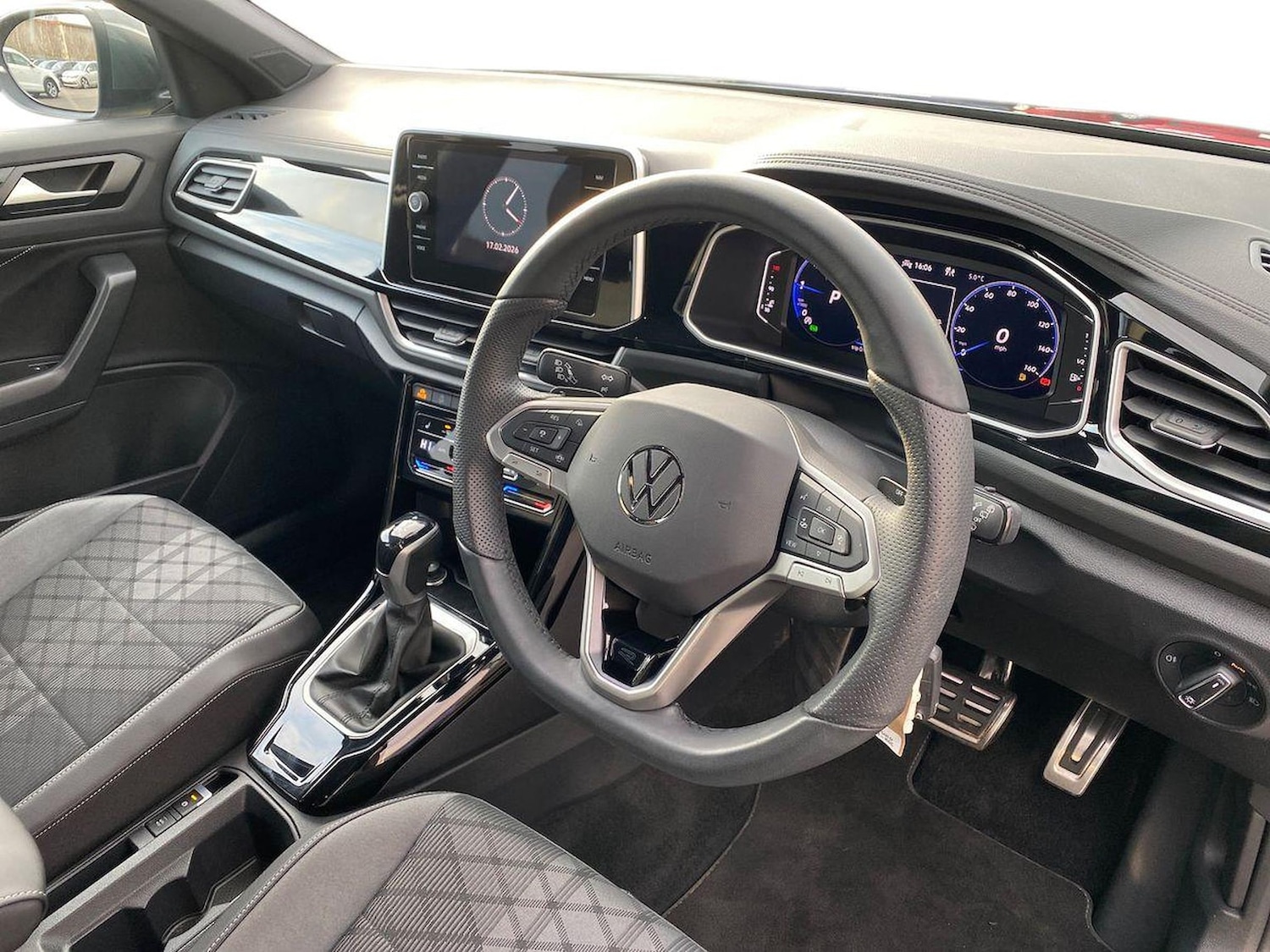 Used Volkswagen T-Roc 2025 for sale - 78064487: Photo 15