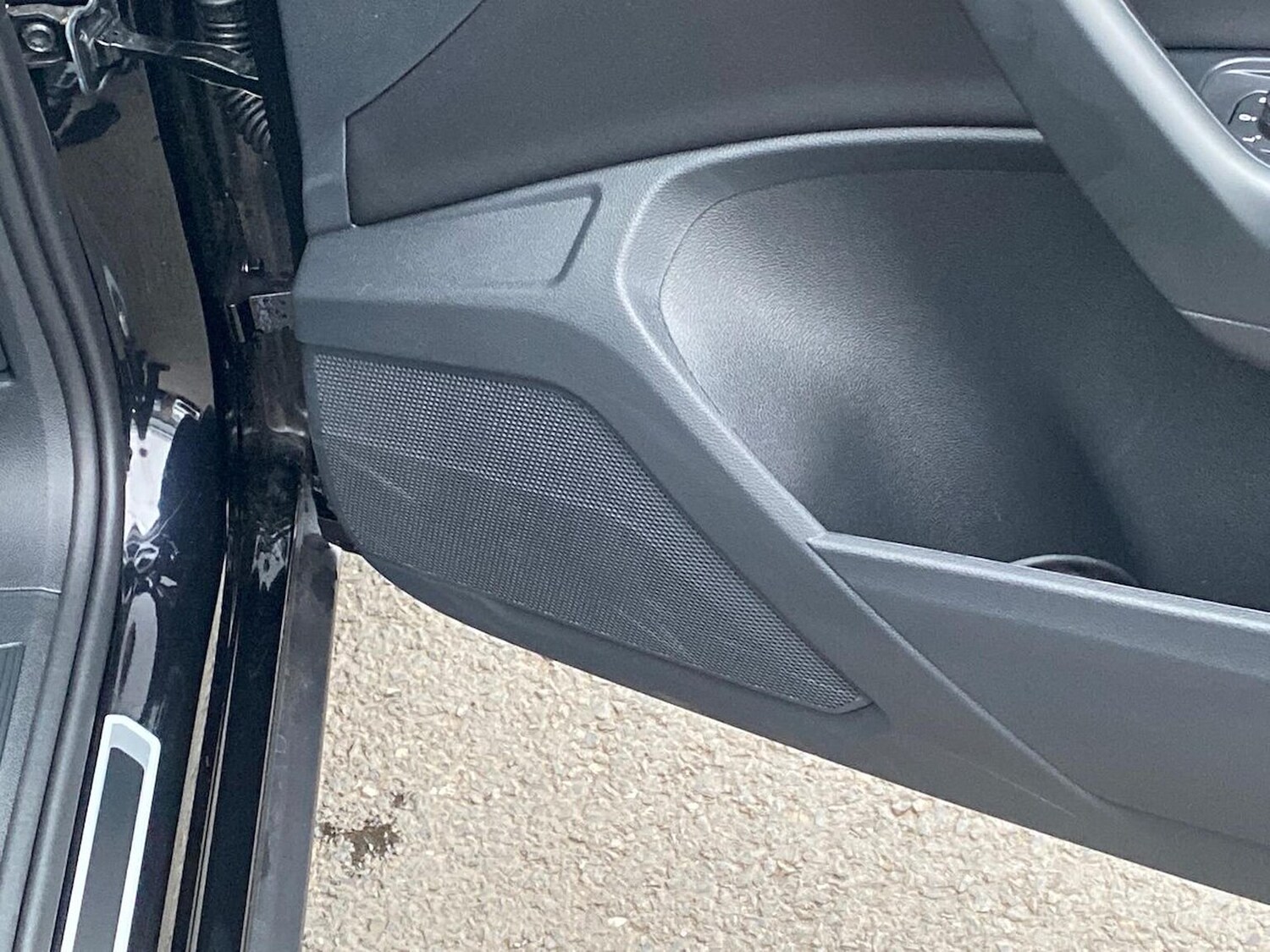 Used Volkswagen T-Roc 2025 for sale - 77488074: Photo 30