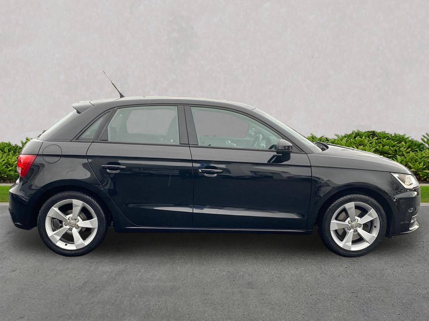 Used Audi A1 2018 for sale - 76736707: Photo 3