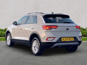 Used Volkswagen T-Roc 2022 for sale - 77001853: Photo