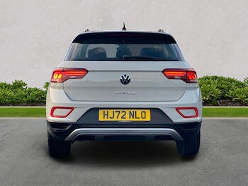 Used Volkswagen T-Roc 2022 for sale - 77001853: Photo