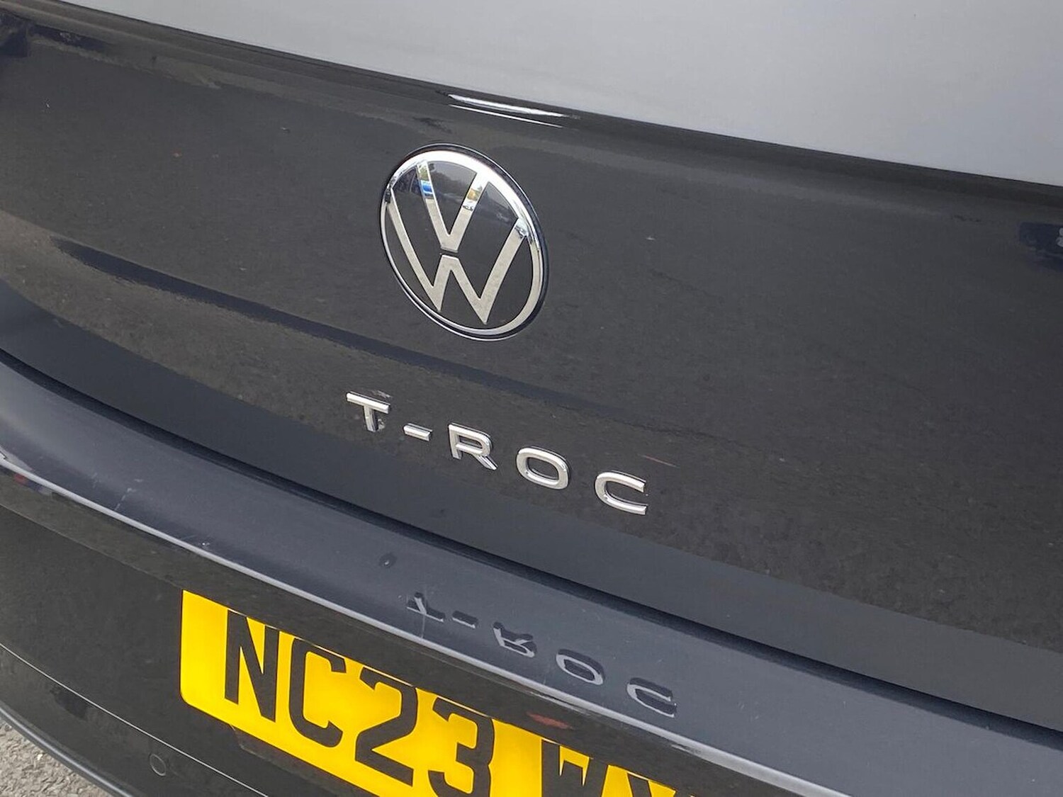 Used Volkswagen T-Roc 2023 for sale - 76281144: Photo 34