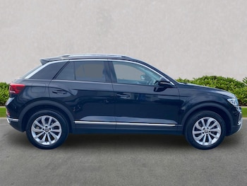 Used Volkswagen T-Roc 2022 for sale - 79539535: Photo