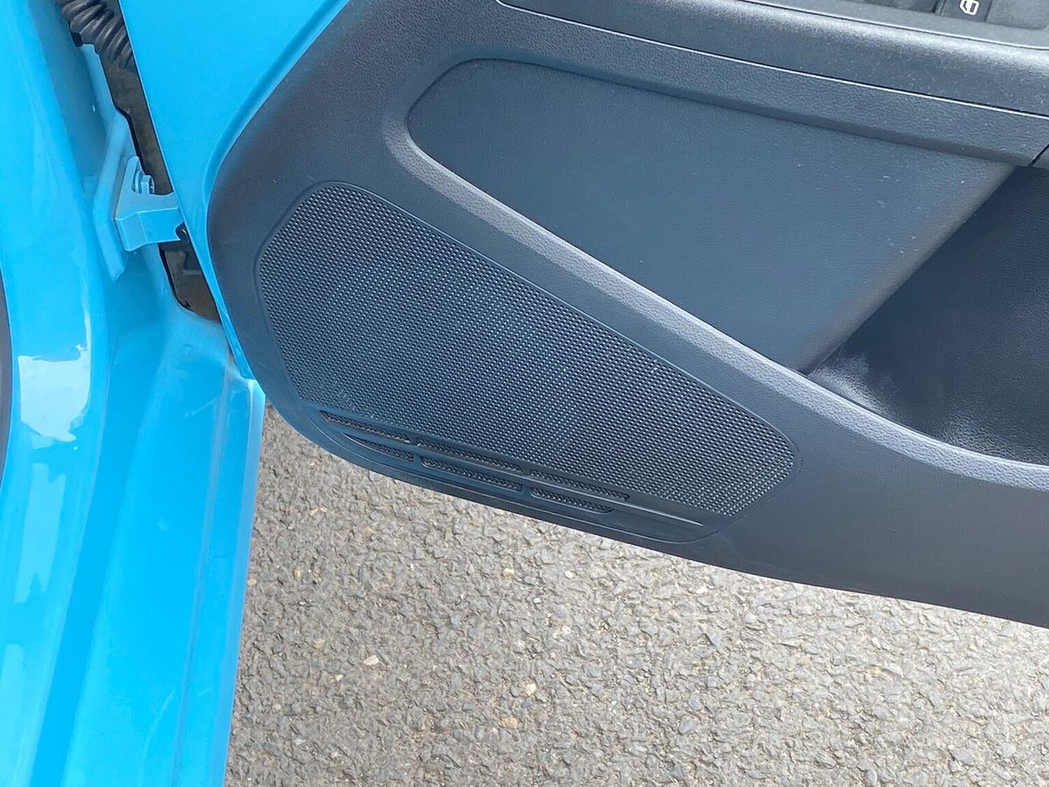 Used Volkswagen up! 2023 for sale - 78195193: Photo 26