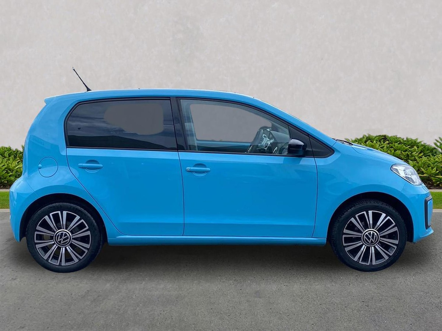 Used Volkswagen up! 2023 for sale - 78195193: Photo 3