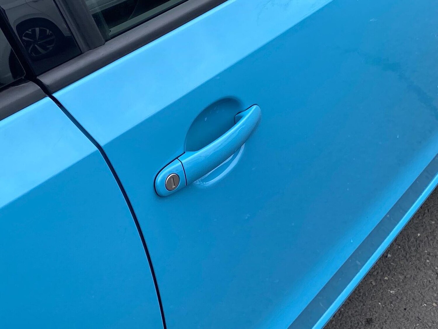 Used Volkswagen up! 2023 for sale - 78195193: Photo 32