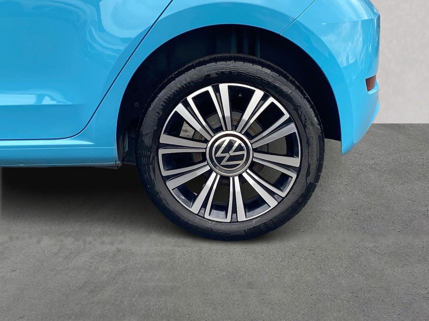 Used Volkswagen up! 2023 for sale - 78195193: Photo 6