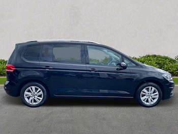 Used Volkswagen Touran 2021 for sale - 75499971: Photo
