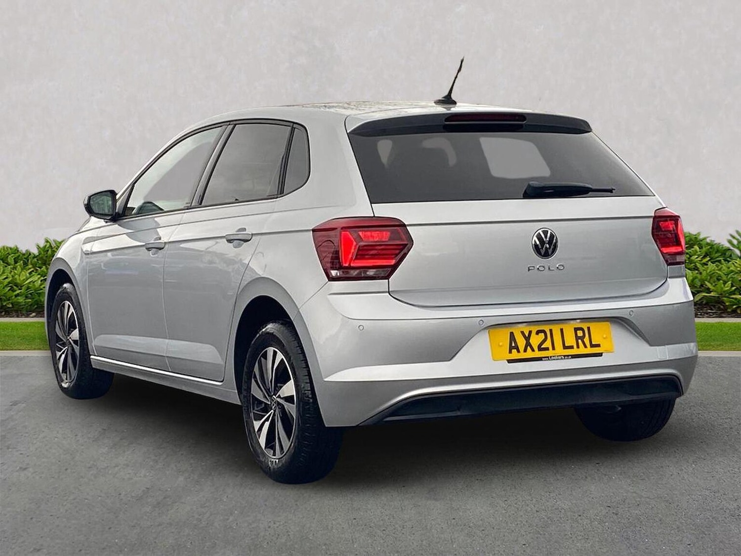 Used Volkswagen Polo 2021 for sale - 76471048: Photo 2