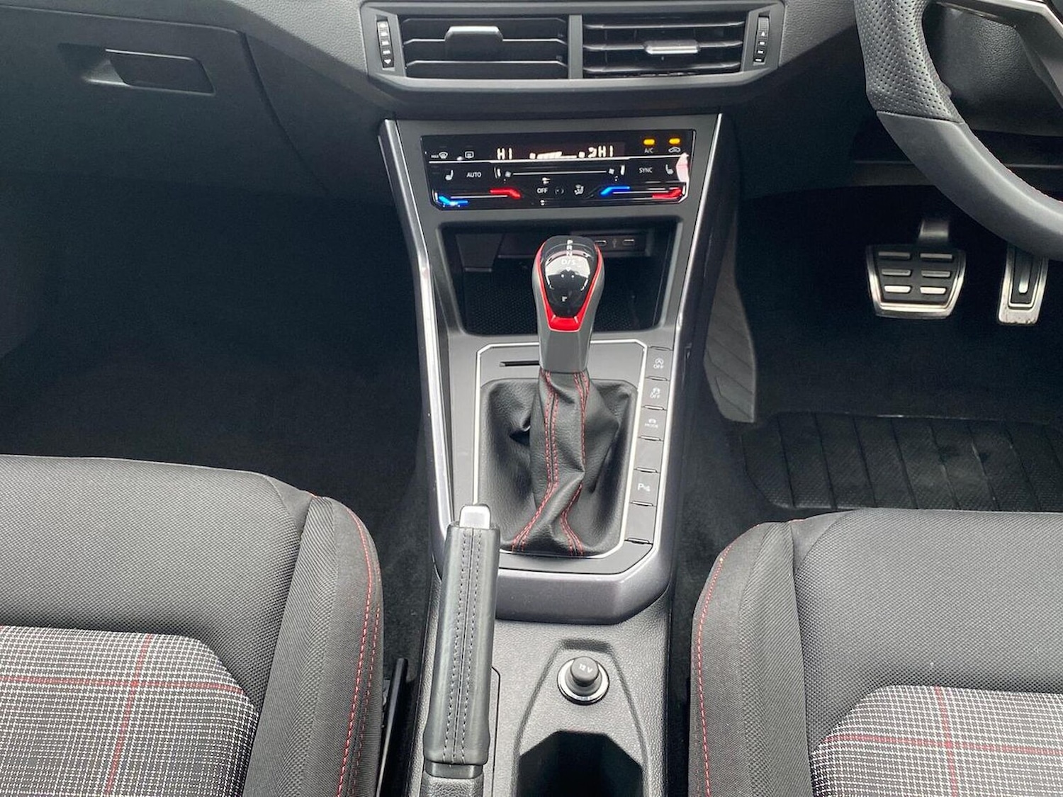 Used Volkswagen Polo 2022 for sale - 76310142: Photo 13