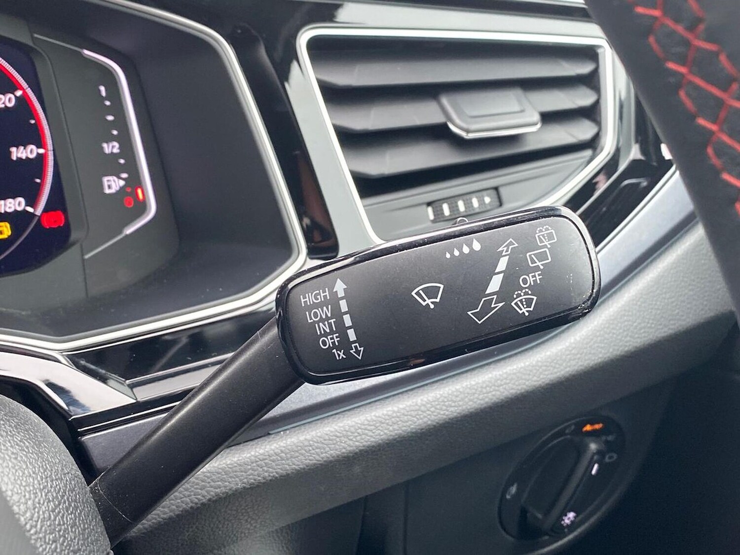 Used Volkswagen Polo 2022 for sale - 76310142: Photo 27